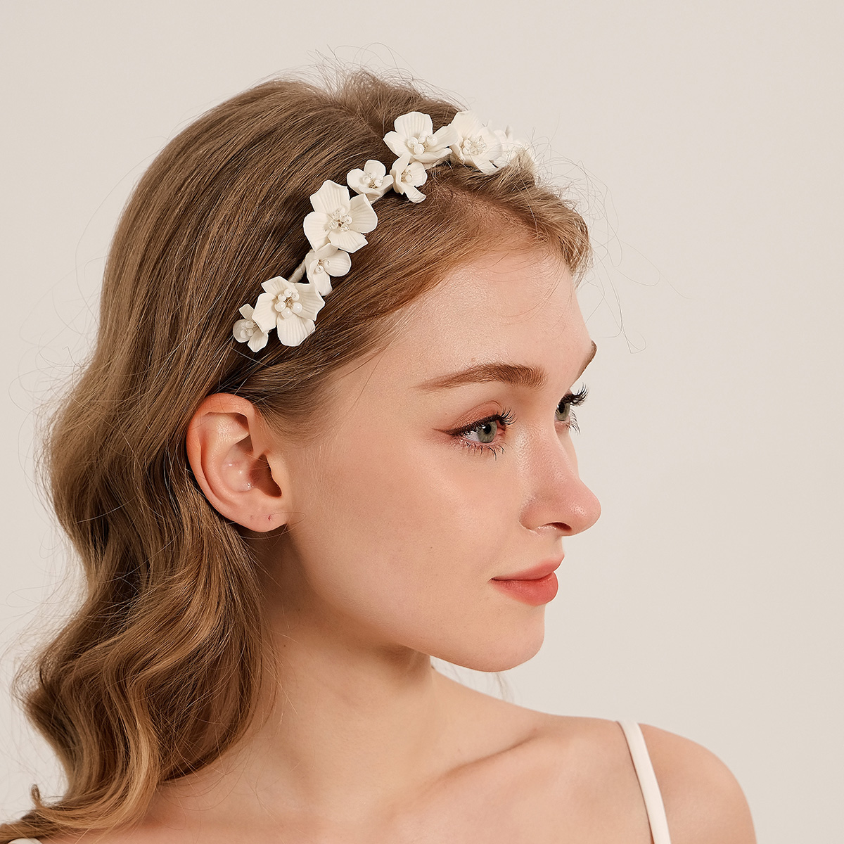 Efily Bride White Flower Hair  - đánh giá và giá Wedding Supply Store