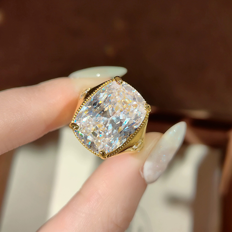 Premium Star Ring 10 Carat Zir - đánh giá và giá Wedding Superstar